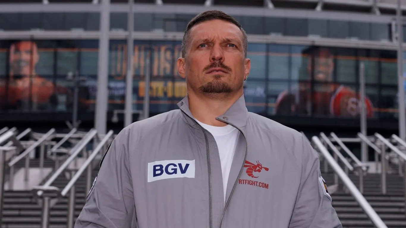 World Men’s Boxing Champions List: WBA, WBO, WBC, IBF and The Ring Title Holders in Every Weight Class