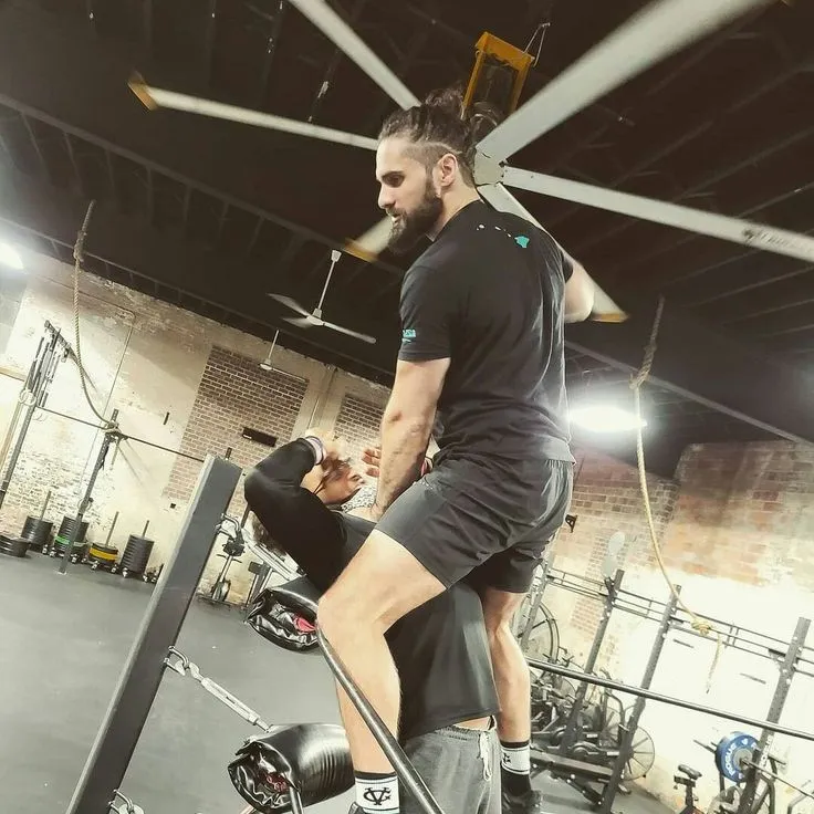image_68c782c29132b Experts say that competing until 45 is entirely possible if Seth Rollins maintains his health – but WWE fans are panicking over shocking retirement rumors!
