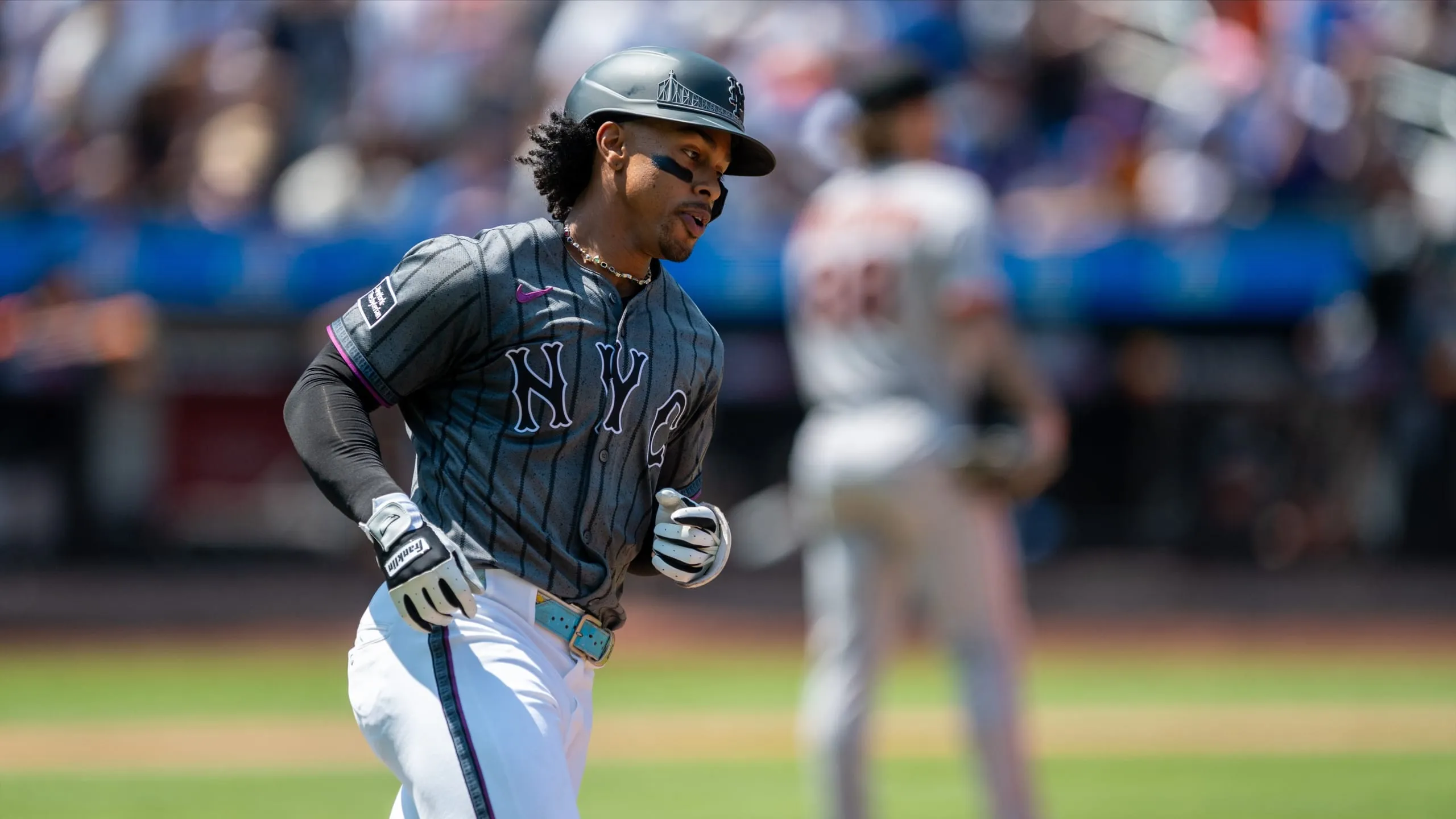 image_68c784bb35db3 Francisco Lindor Ignites the Mets Dugout With Electric Energy After Daring Bunt Single Sparks the Fifth Inning Rally