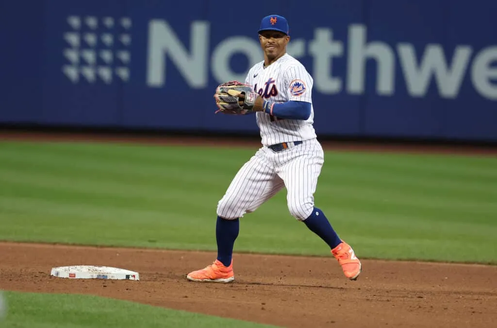 image_68c787a36bf79 Francisco Lindor Stuns The Crowd With Lightning Reflexes And A Game Changing Double Play
