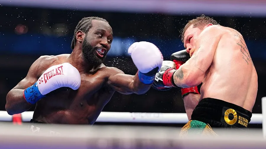 The Hidden Truth Behind 12 Rounds: Why Did Canelo Alvarez Lose His “Killer Weapons” Against Terence Crawford?