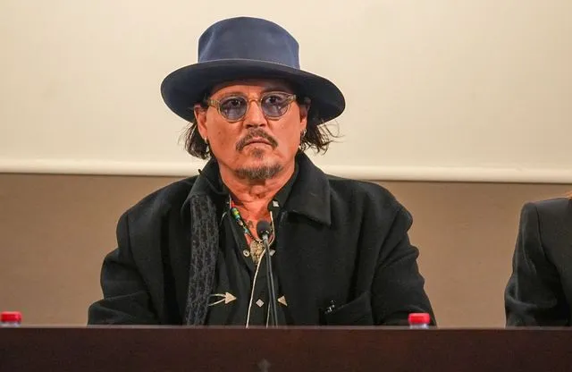 image_68c7adcdf18b8 Johnny Depp’s Secret Struggles Behind the Fame