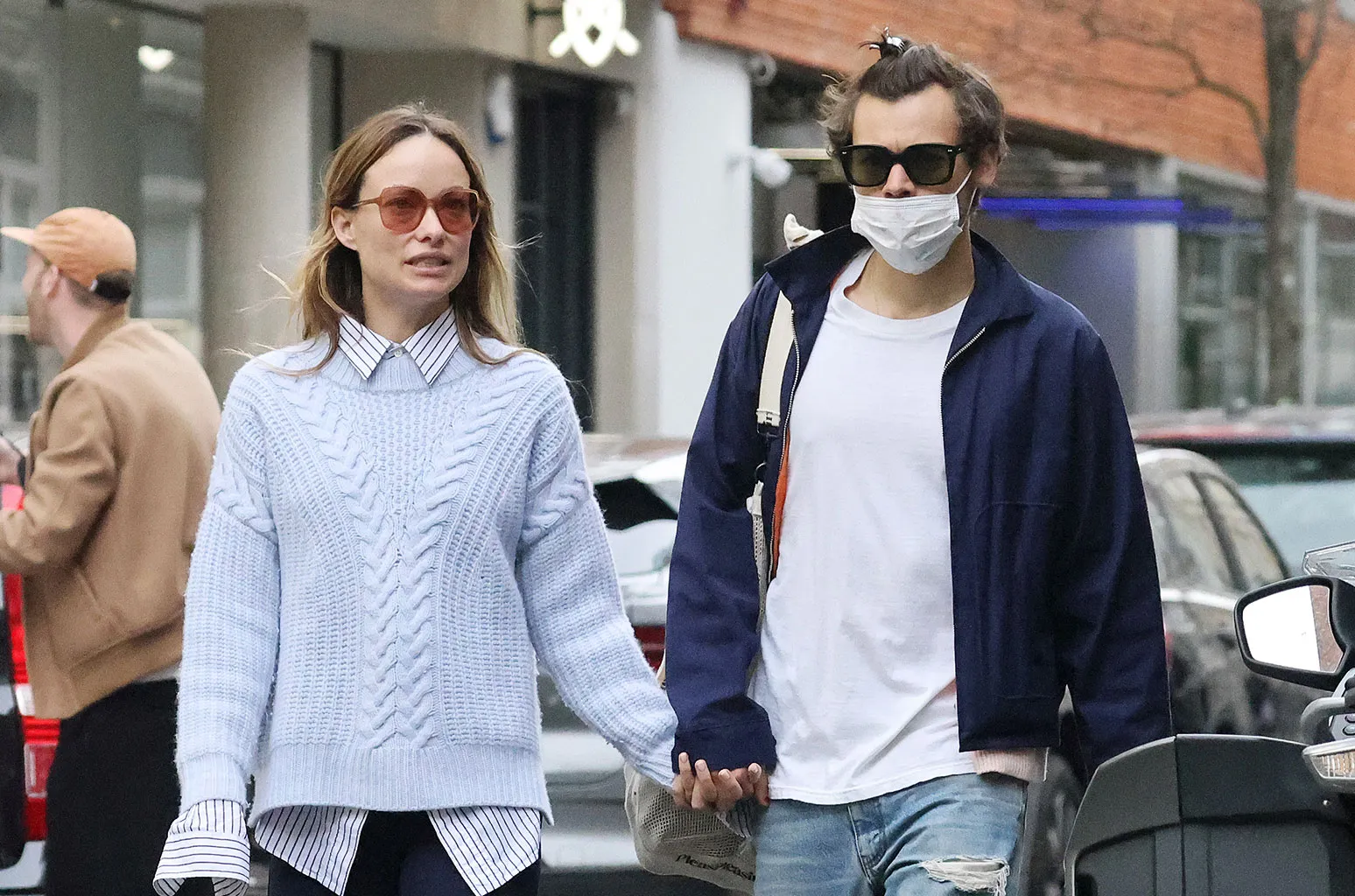 image_68c7b3791a844 Olivia Wilde “seems unfazed” after splitting from Harry Styles – but her reaction to Zoë Kravitz’s news shocks the internet!
