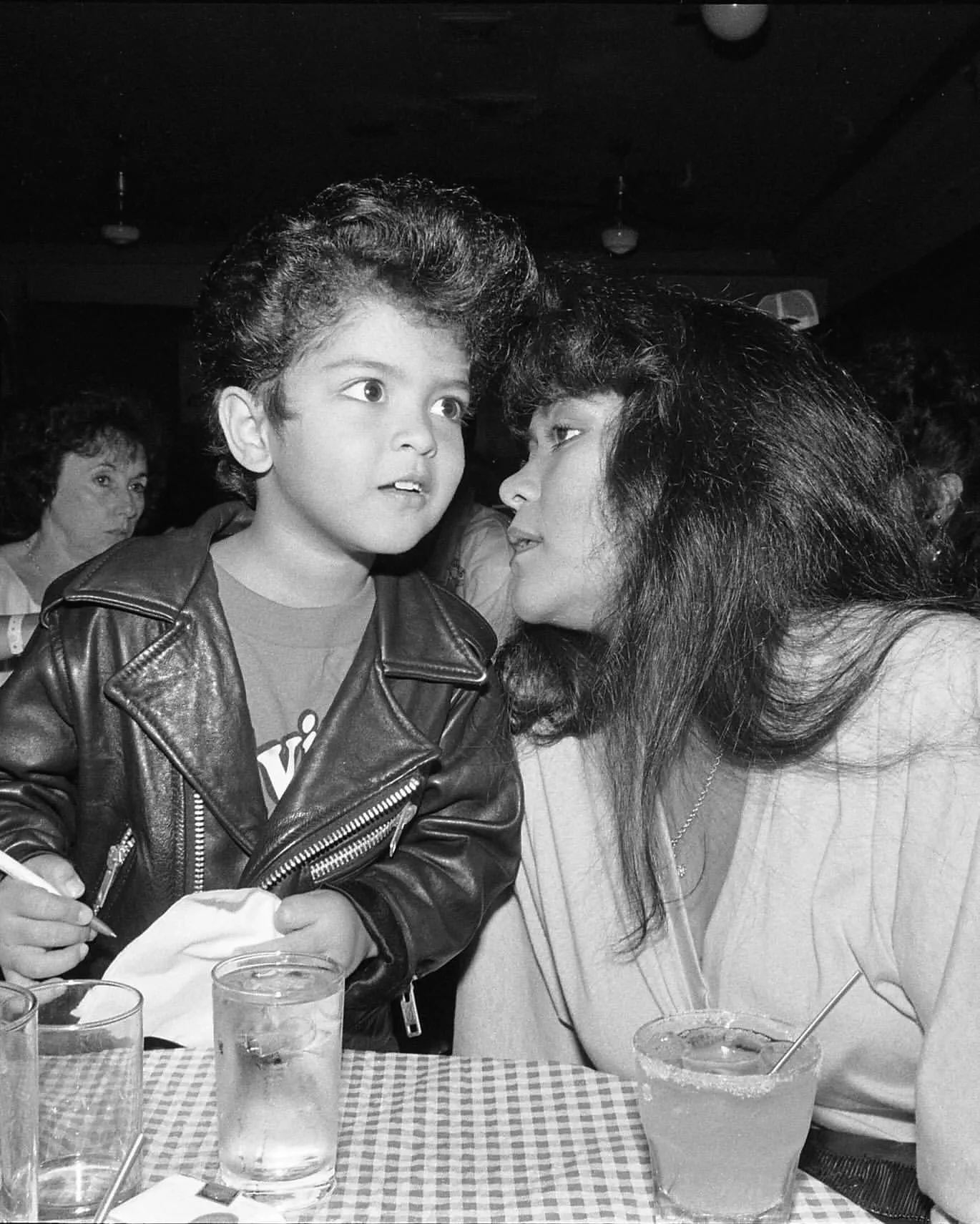 image_68c7b4b9be192 You Won’t Believe This Is the Final Bond Between Bruno Mars and His Late Mother