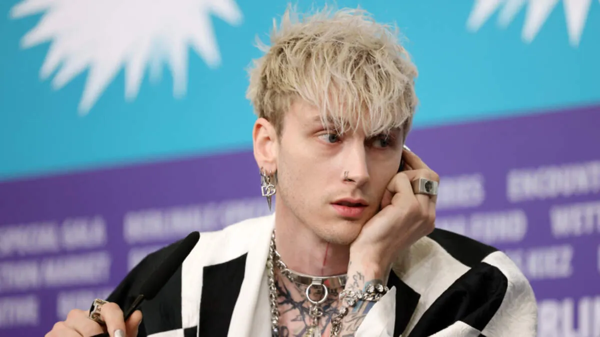 image_68c7bc80a4612 Machine Gun Kelly Says Being On Lil Wayne’s Tha Carter VI Is A “Dream”