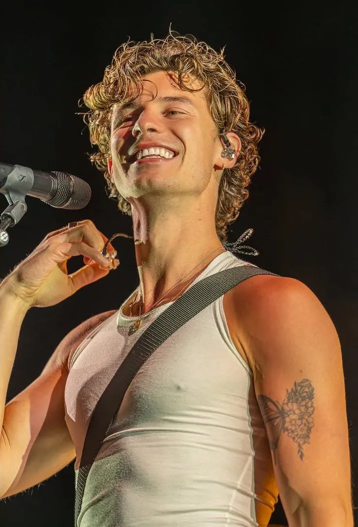 image_68c7bfc27ae09 Shawn Mendes delivers an emotional performance in his new song “Why Why Why” – but the truth about his fear of becoming a father shocks fans!