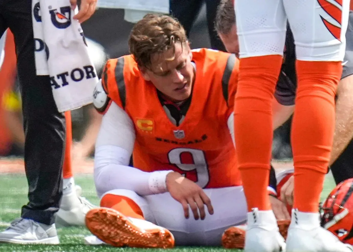 image_68c7c9d4b9a08 Shocking Blow for Bengals: Joe Burrow Reportedly Needs Surgery After Turf Toe Injury — Season Now in Jeopardy