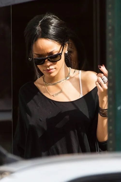 The Internet Can’t Handle This Clip — Rihanna’s Unfiltered Chaos Has Fans Questioning What’s Real