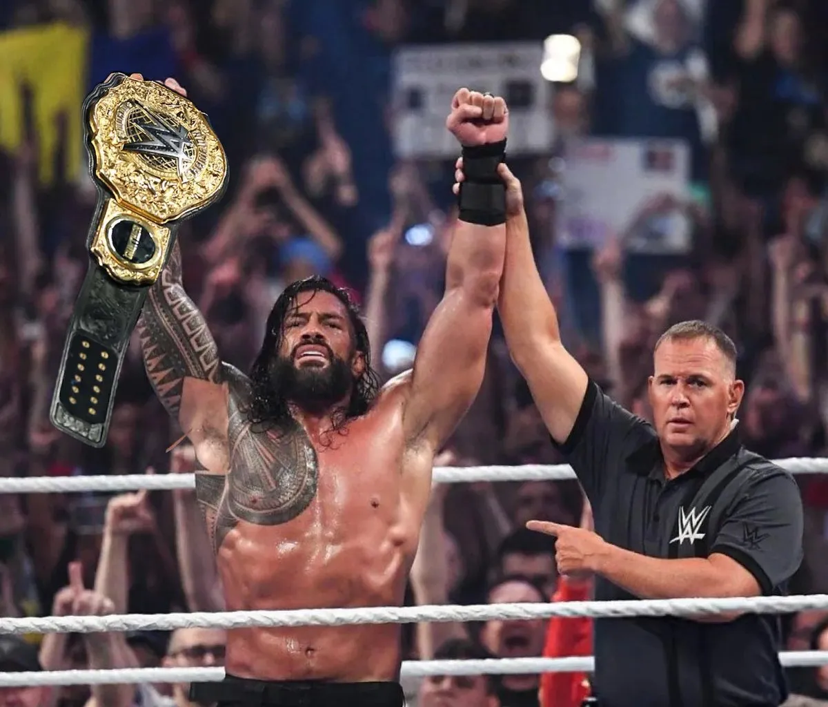 Roman Reigns Shocks WWE Universe with World Heavyweight Championship Triumph as His Epic Showdown with Seth Rollins Rocks Raw