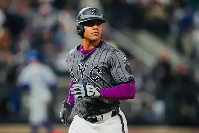 Fact Check Did Mets Fans Really Throw Beer Cans At Juan Soto During The High Pressure Stretch Run