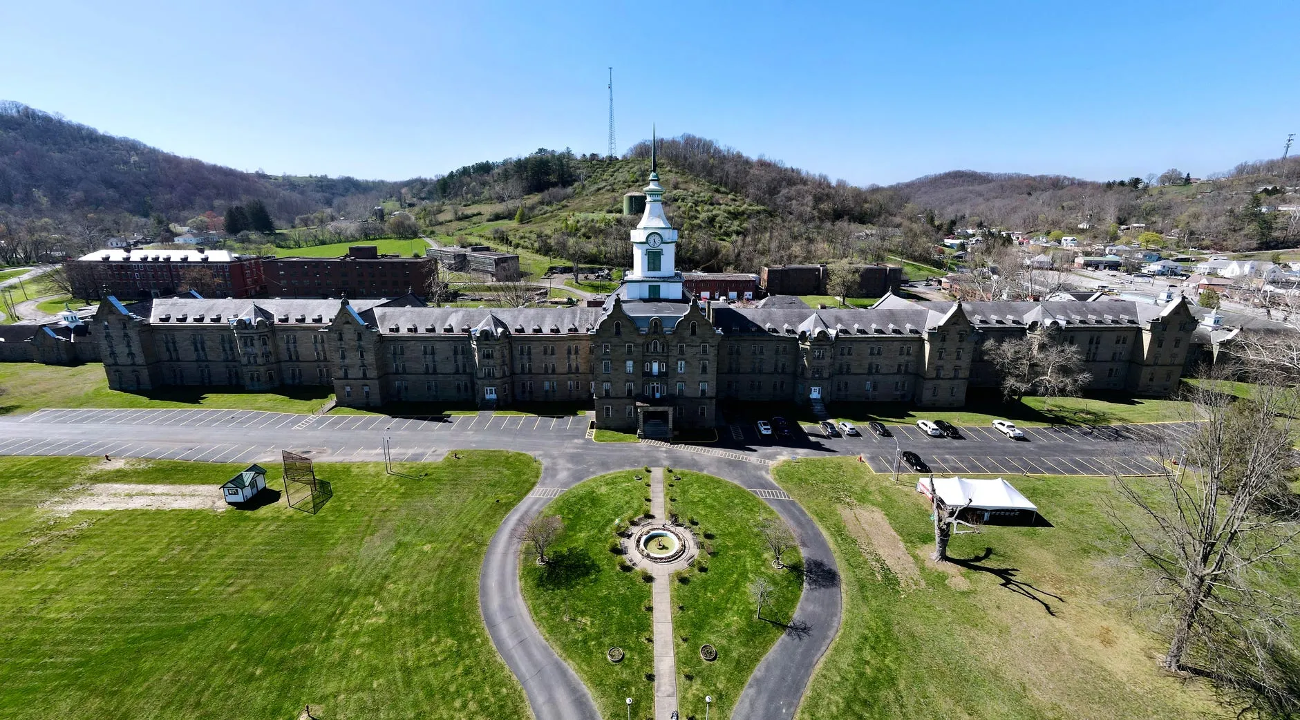 image_68c928abc5541 If you’re scared of ghosts, then don’t count these 20 most haunted places in America!