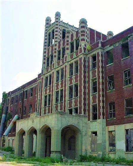 image_68c928ad3e790 If you’re scared of ghosts, then don’t count these 20 most haunted places in America!