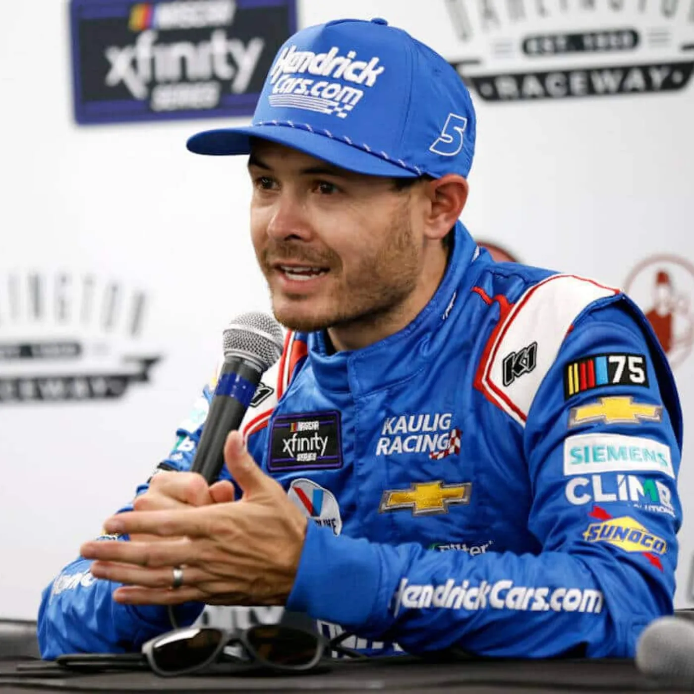 image_68ca0d6e8c701 Sit Down, Barbie! Kyle Larson Teaches Bubba Wallace a Classic Lesson Live