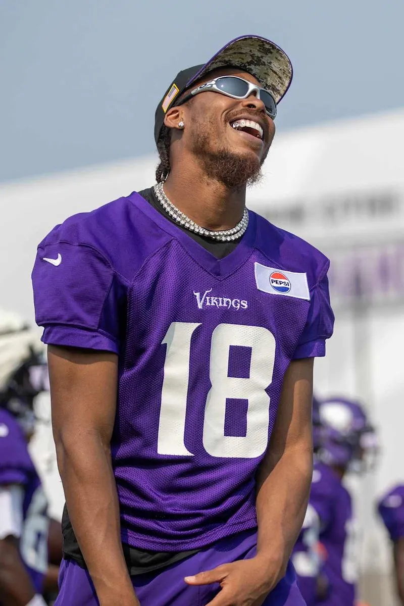 Justin Jefferson Just Etched His Name Next to Larry Fitzgerald — NFL Fans Can’t Believe the Historic Feat