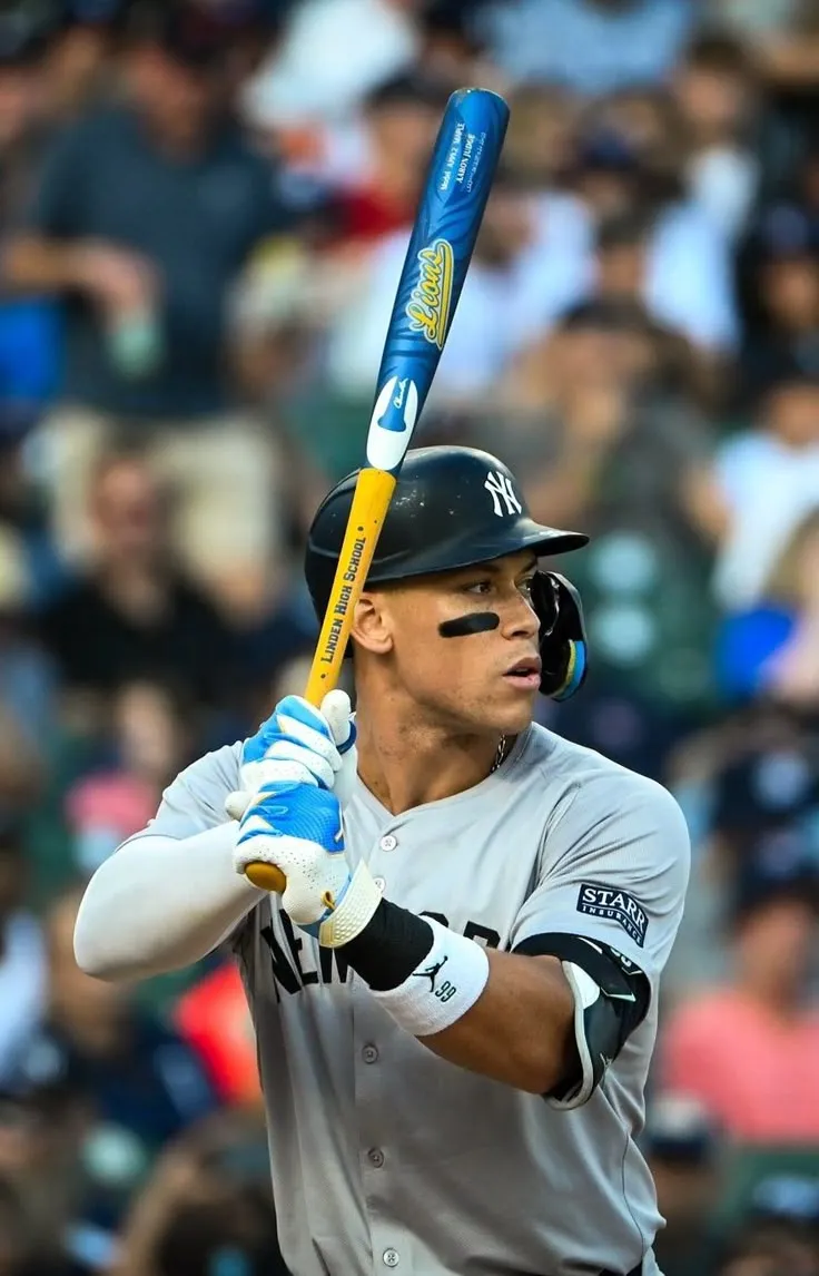 image_68ca5cbb042fb Alonso Proves His Class, Joins Elite Group with Ohtani and Judge