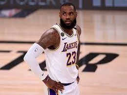 LeBron James Reaches the Top of the NBA – But Jazz Legend Insists: 'You’re Just Taking a Helicopter to the Top, Not Competing for Real!'