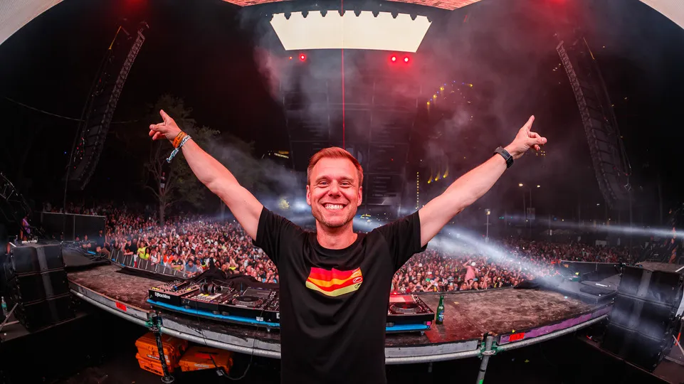 image_68ca6866ea7c4 From a Small Warehouse in Amsterdam to a 40,000-Person Stadium – KI/KI and Armin van Buuren Are Set to Blow Up AMF 2025, But One Thing Could Ruin History!