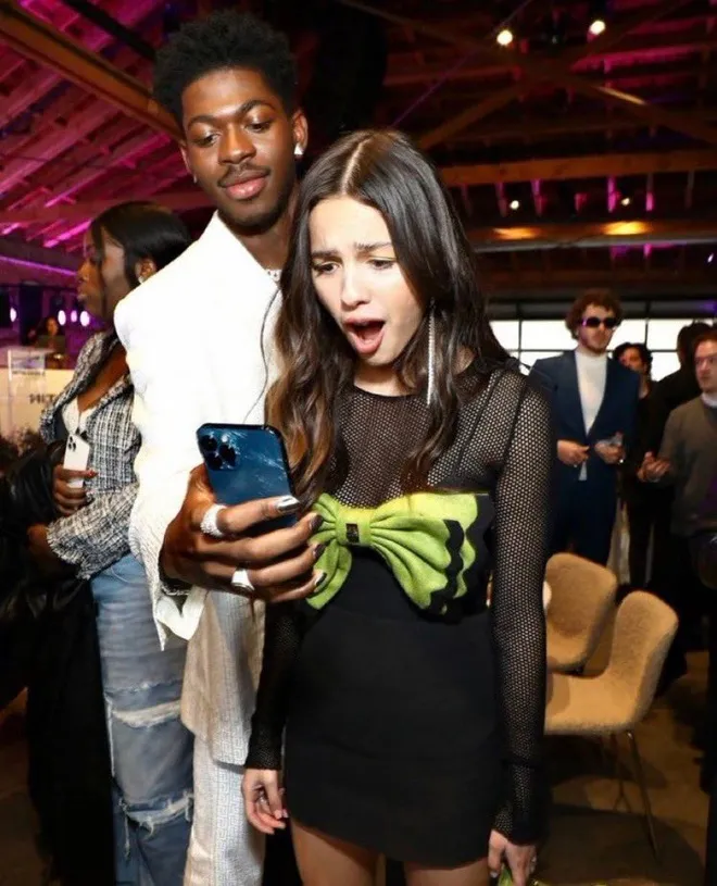 image_68cb912a11f63 Lil Nas X gets "trolled" by netizens for iPhone 12 despite owning millions of dollars