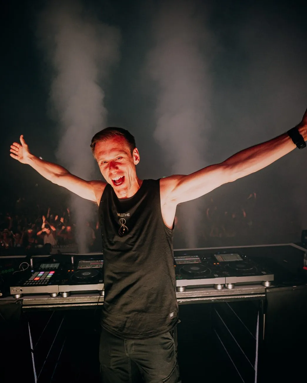 image_68cb9b3bd71a7 Armin van Buuren Shocks Coachella Return After 21 Years – Trance Music Is Officially Back!
