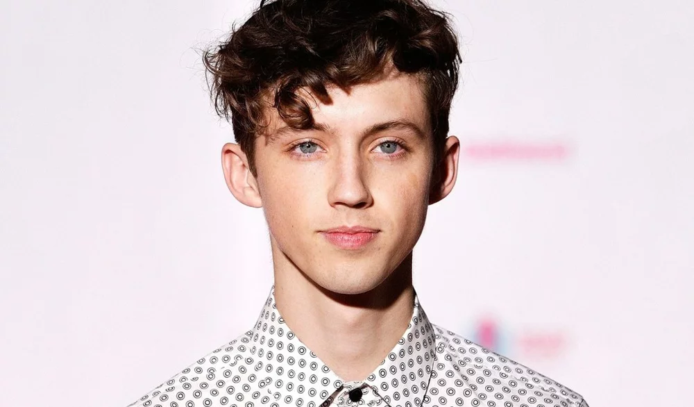 image_68cbc9e062d71 Troye Sivan Opens Up About His Admiration for Ariana Grande and Taylor Swift