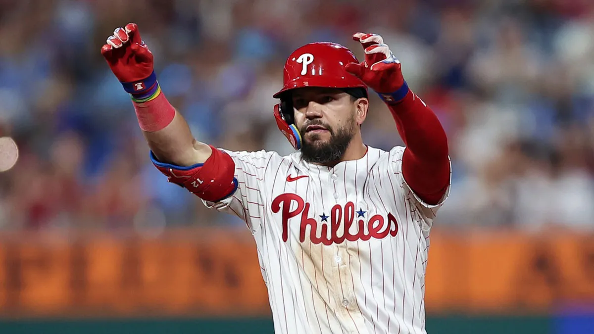 image_68ccb867d794e Kyle Schwarber Watches as Ohtani Sends 51st Ball Out of the Park