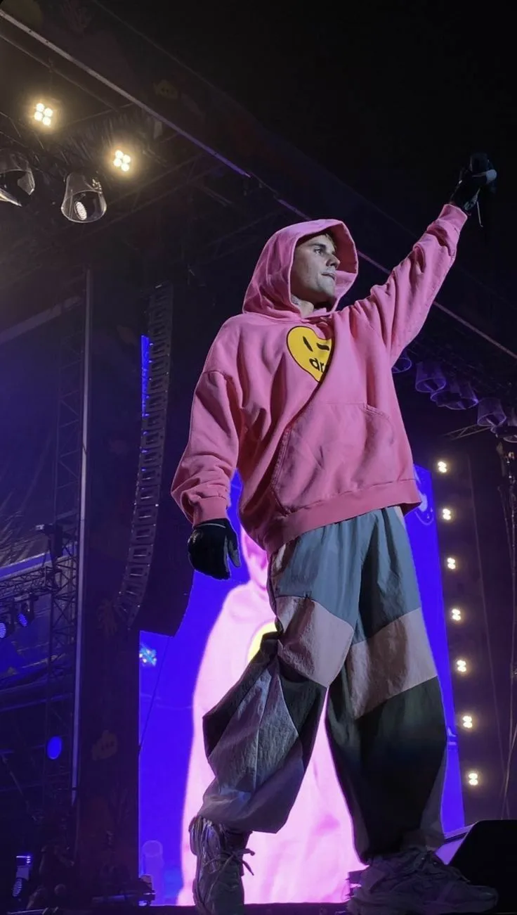 image_68ccbb772c5ae Coachella Crowns Justin Bieber With a Jaw-Dropping Payday – But What He Did Backstage Is What Really Sent the Internet Into Meltdown!