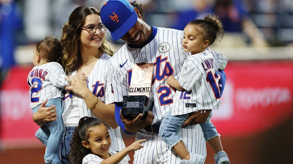 image_68ccc2e65b2f2 Francisco Lindor Honored as Clemente Award Nominee — Fans Say His Impact Off the Field Is Even Bigger Than His Game