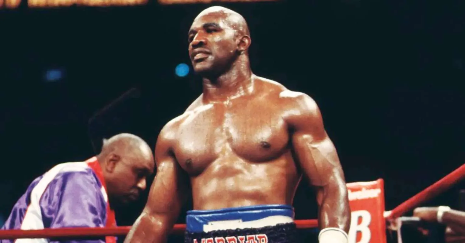 image_68ccd7b048440 Eddie Hearn Predicts Usyk vs Holyfield and picks the winner