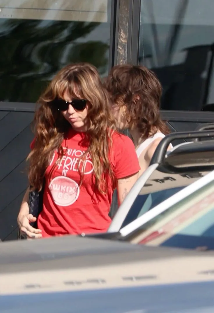 image_68ccd8ad58e0f Maxx Morando Sparks Envy as He Stays Close to Miley Cyrus in Every Moment