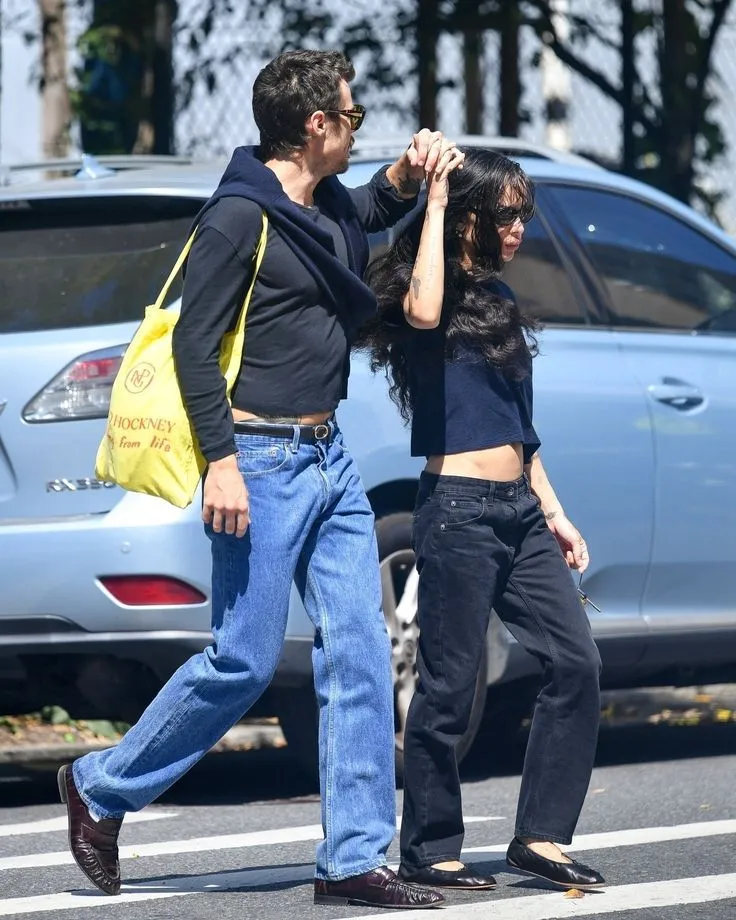 image_68cceb0ce9e07 Romance Blossoms: Harry Styles Sweeps Zoe Kravitz Off Her Feet, Considering Collaboration