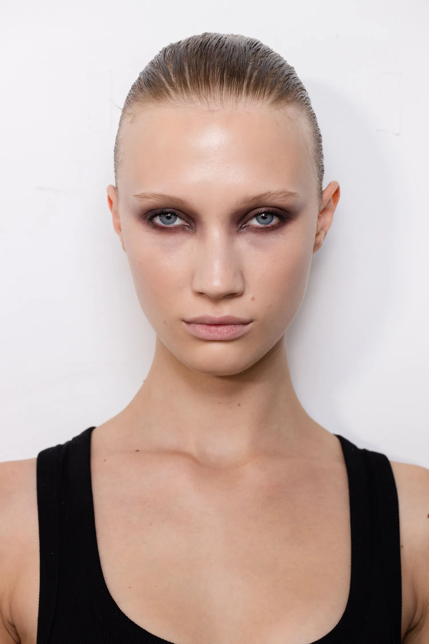 image_68cd0de4ec1e9 The 5 Biggest Beauty Trends of New York Fashion Week, From Watercolor Eyes to Shimmering Metallics