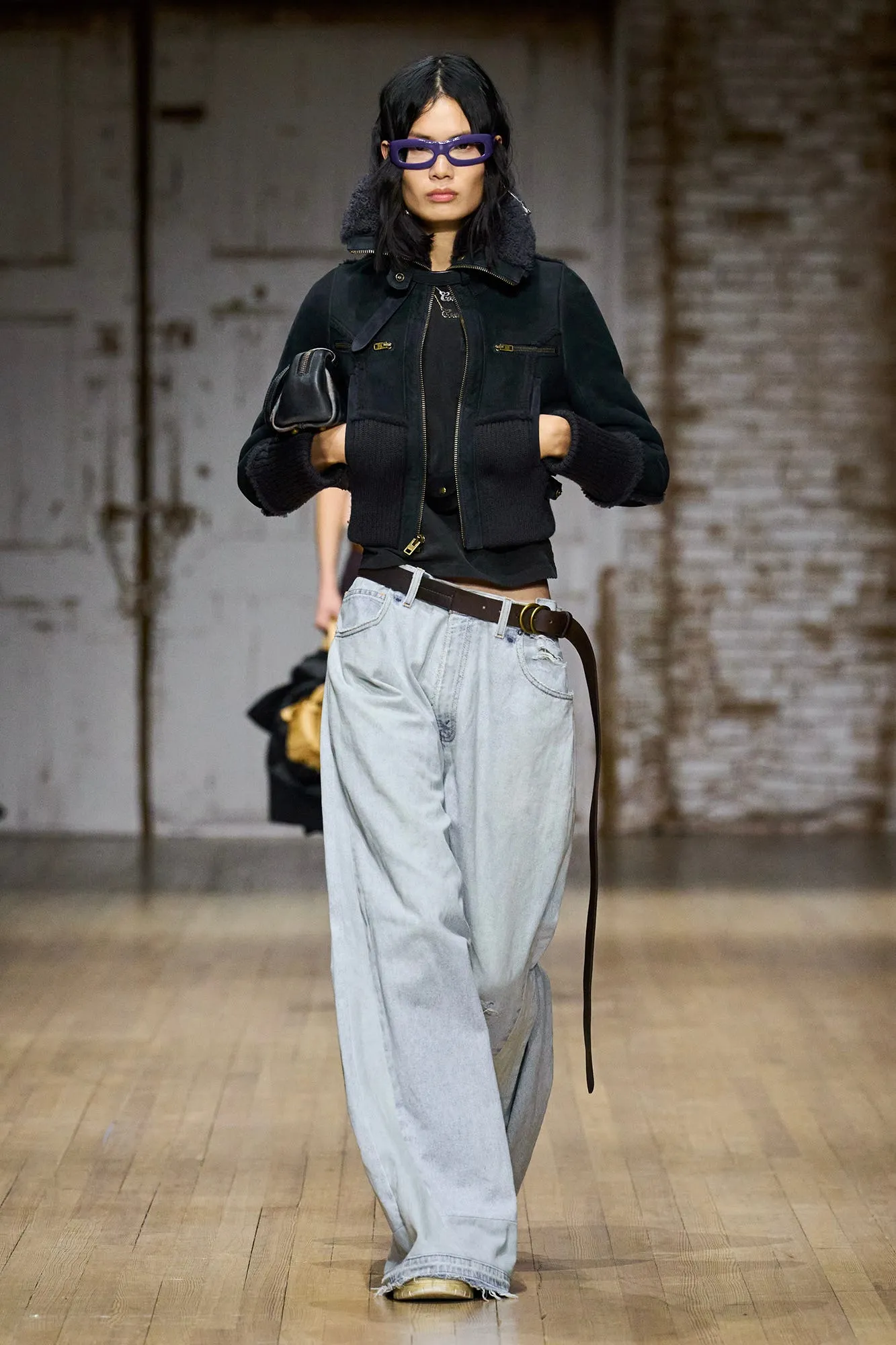 image_68cd14cf18740 These Must-Try Denim Trends Will Redefine Fall Fashion 2025