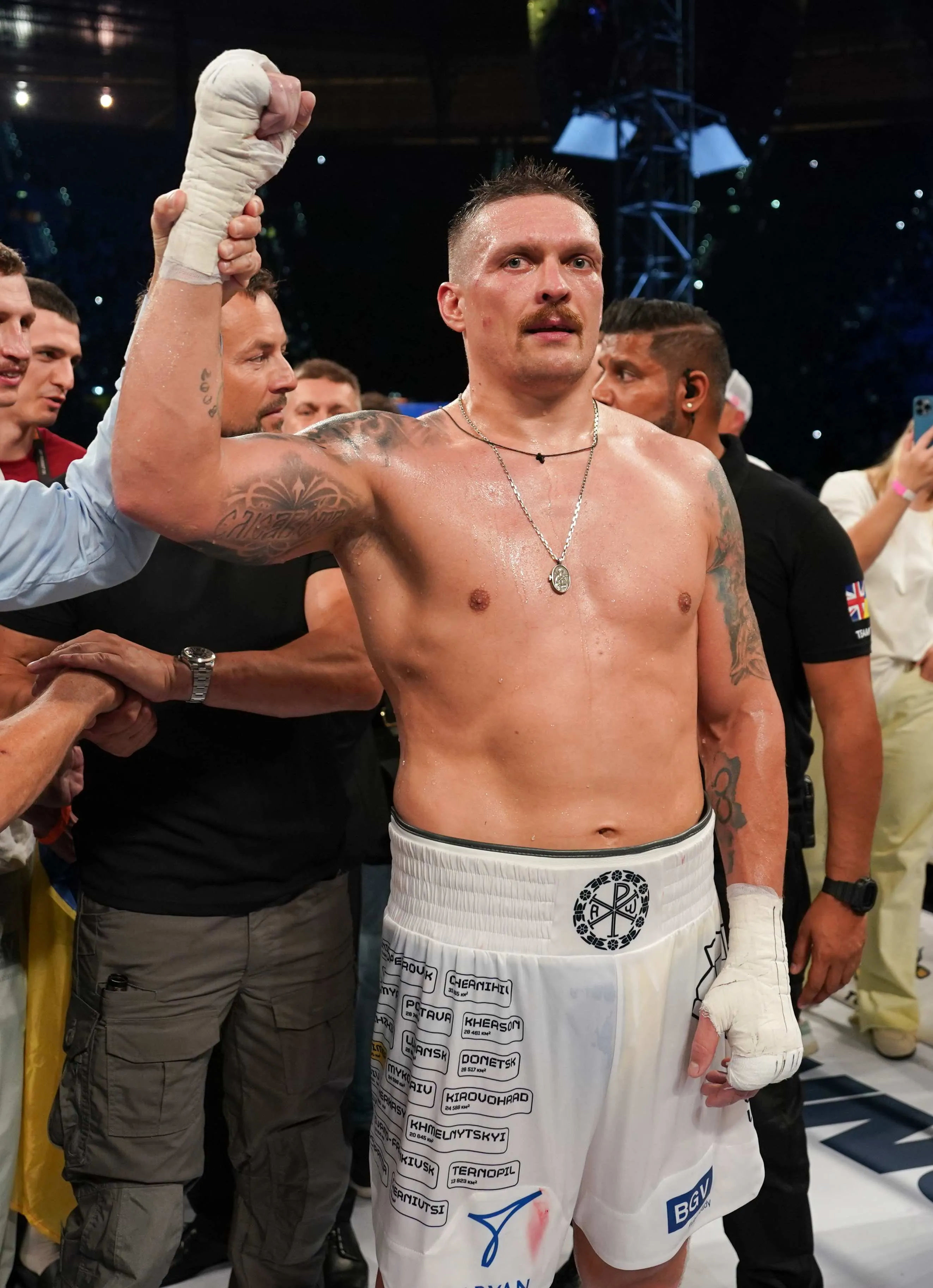 image_68cd186c71780 Is Usyk About to Step into the Ring with… His Former Sparring Partner – Could the Heavyweight Title Defense Explode?