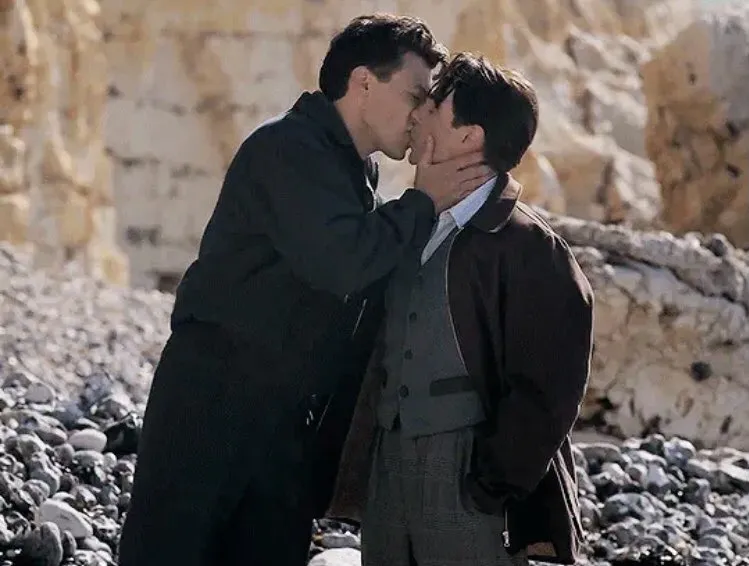 image_68cd516b07482 Fans Shocked: Harry Styles’ Rumored Kiss Preferences Spark Wild Theories About His Relationship with Zoë Kravitz