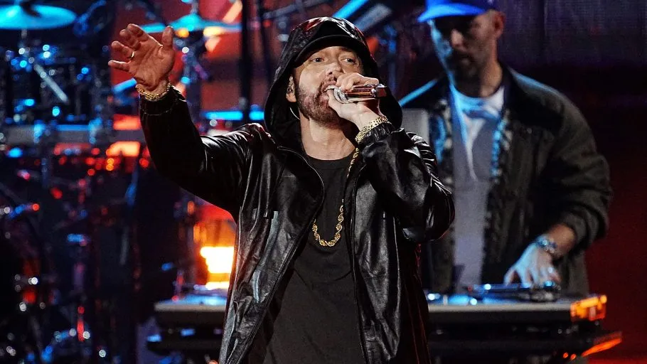 image_68ce0649e3670 Eminem Breaks the 52-Week UK Chart Record — But Why Are Young Rappers Calling Him a ‘Seat Stealer’?