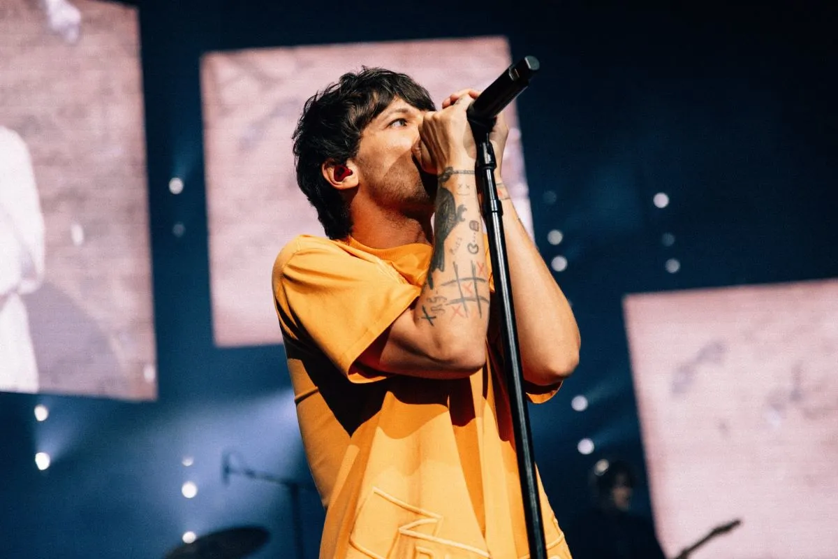 Louis Tomlinson Sparks Chaos Online as Fans Scramble to Decode His Mysterious LT3 Hints
