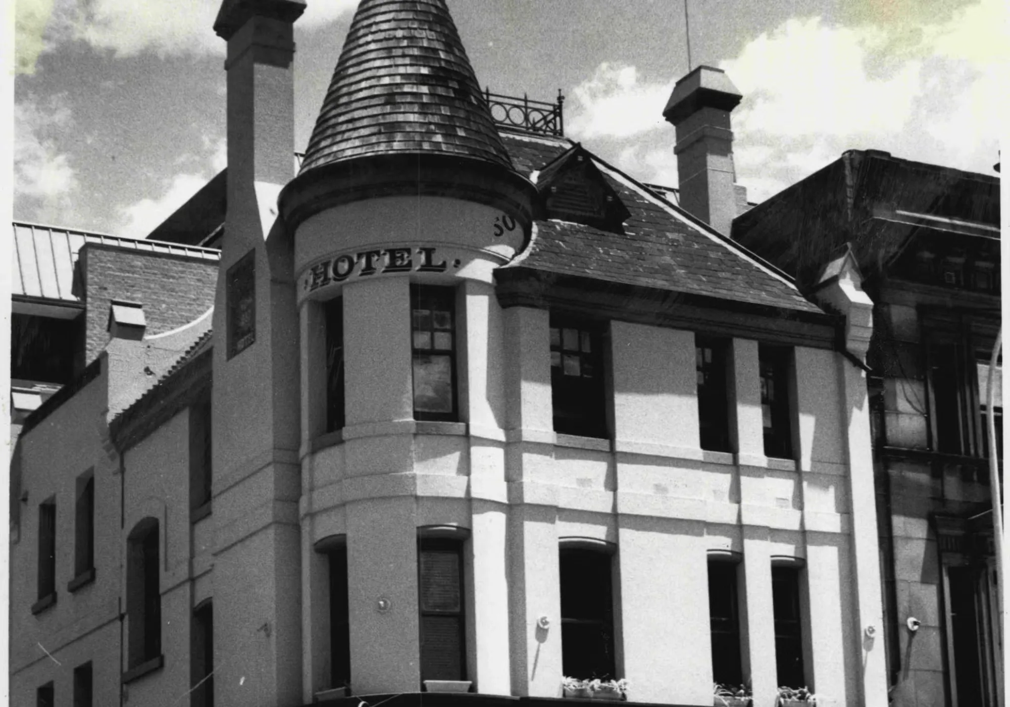 13 Hotels Around the World Notorious for Their Hauntings 19 13 Hotels Around the World Notorious for Their Hauntings
