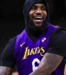 NBA star LeBron James has never been arrested or involved in a scandal — But you won’t believe what he does through his foundation to change the lives of 2,300 students! 1 NBA star LeBron James has never been arrested or involved in a scandal — But you won’t believe what he does through his foundation to change the lives of 2,300 students!