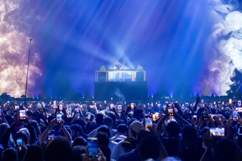 image_68d0b22c3de4a Martin Garrix Set the Stage on Fire at F1 Qatar Grand Prix – Here’s What Really Happened