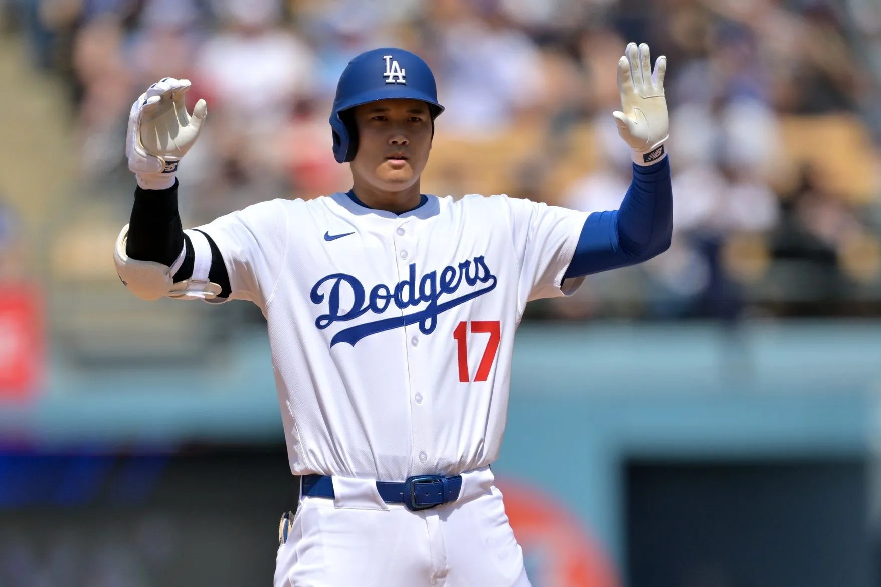 image_68d0ec402c544 Hand Fracture Sidelines Dodgers All-Star, But Ohtani Seen as Key for October Run