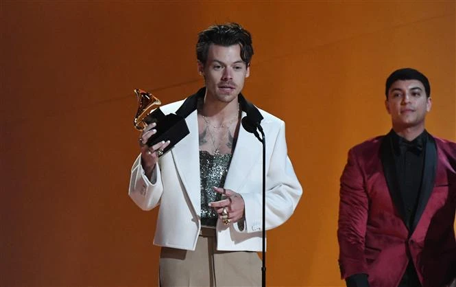 image_68d10f45d3811 Harry Styles Reveals How He Beat His Own Record at the 2025 Berlin Marathon