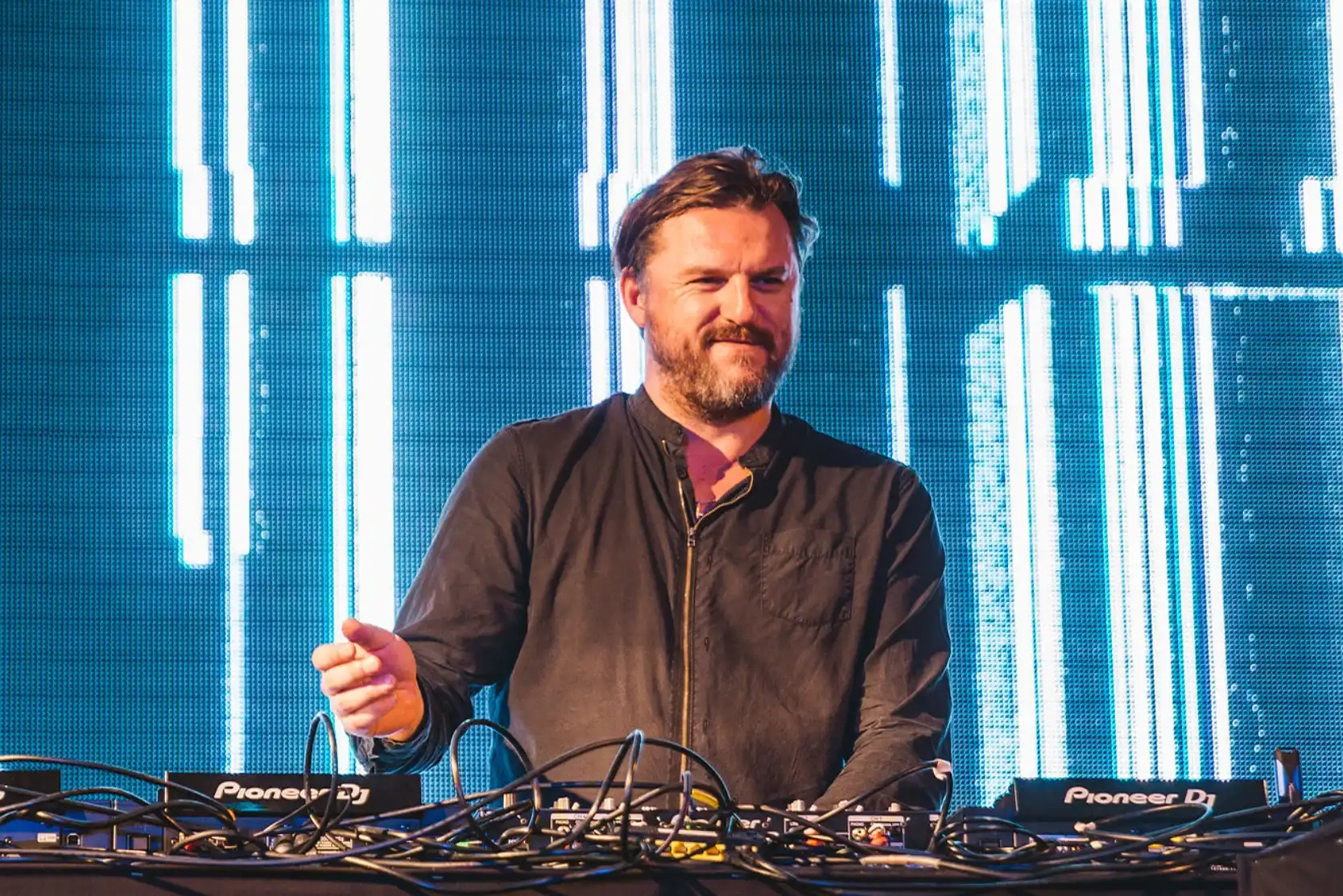 image_68d2656a4c2dd Fans Expected Ibiza Heat And Solomun Delivered Something More in His Closing Night