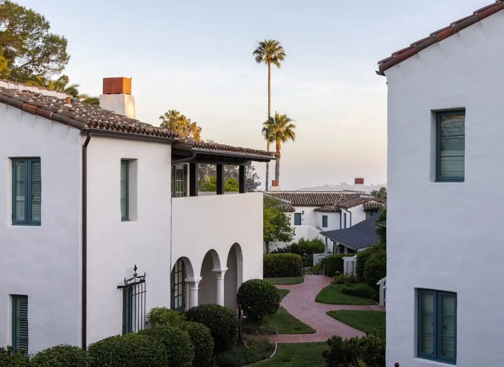 image_68d36ac78abb8 Where Will Selena Gomez’s Wedding Guests Stay? Inside the Rumored Luxury Location