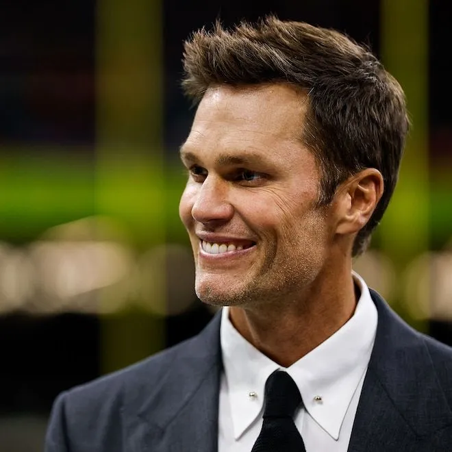 image_68d62a2fea594 Tom Brady Under Fire for NFL Double Duty… Bears Coach Doesn’t Flinch