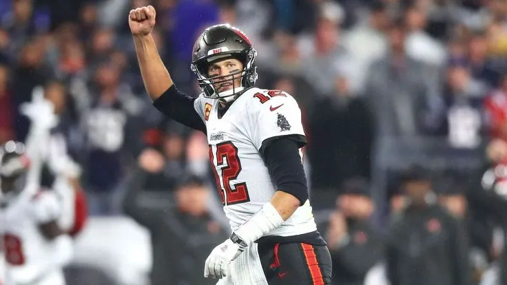Tom Brady Under Fire for NFL Double Duty… Bears Coach Doesn’t Flinch