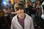 Justin Bieber Sheds His 2009 Prince Image, Shocks Fans with Bearded “Uncle” Look