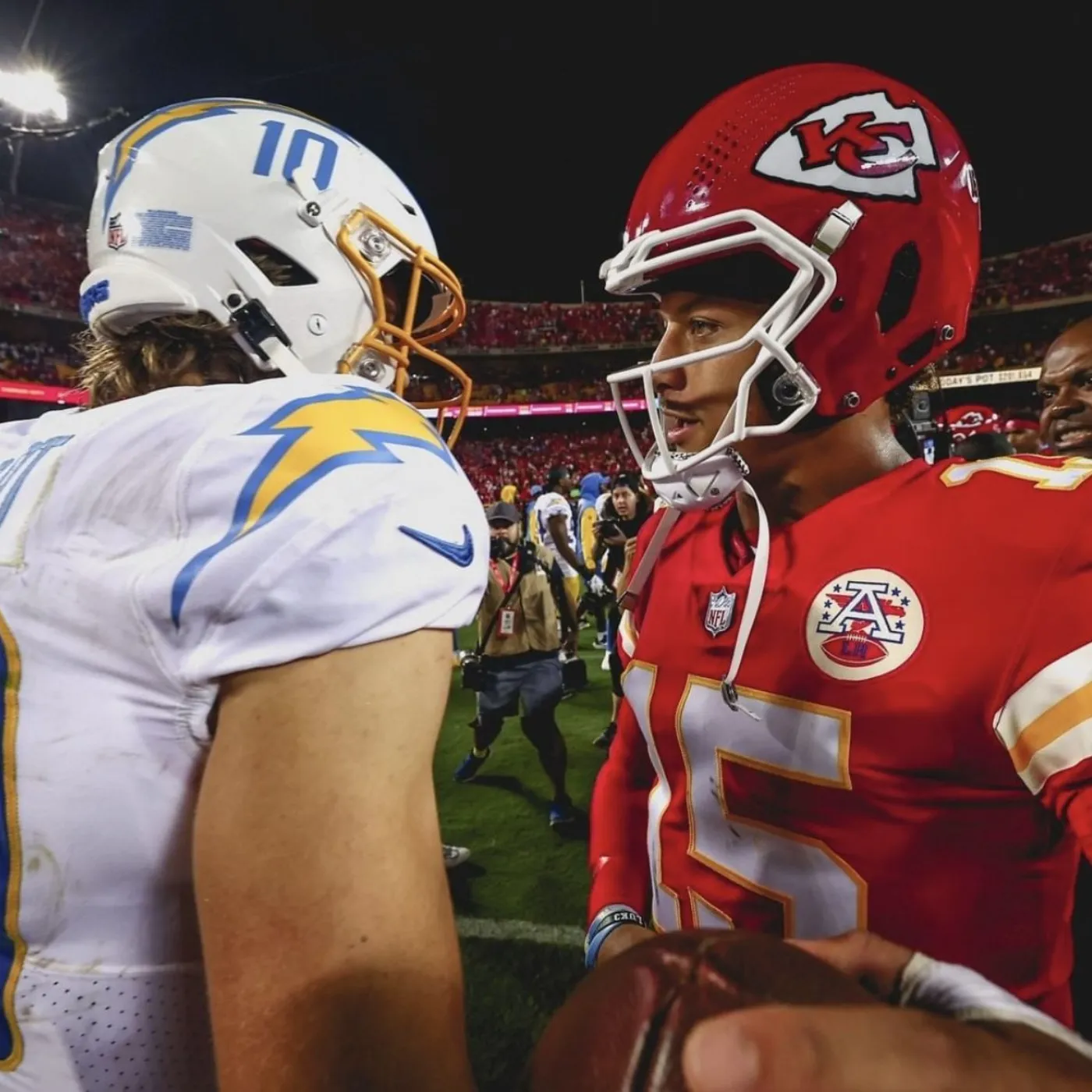 image_68d95efe089e5 NFL’s Wildest Week Yet — Mahomes vs. Lamar and a Clash That Could Break the Playoff Picture