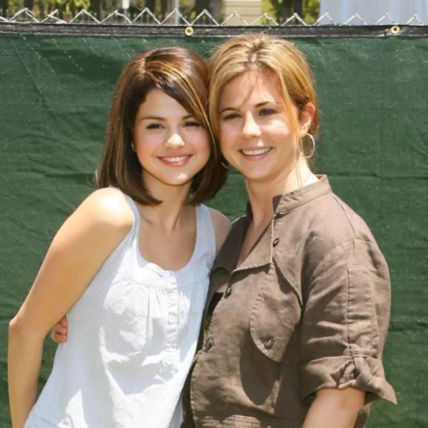 image_68d9e651d2c7f Selena Gomez’s Mother Makes Strange Move After Daughter’s Wedding, Sparks Backlash
