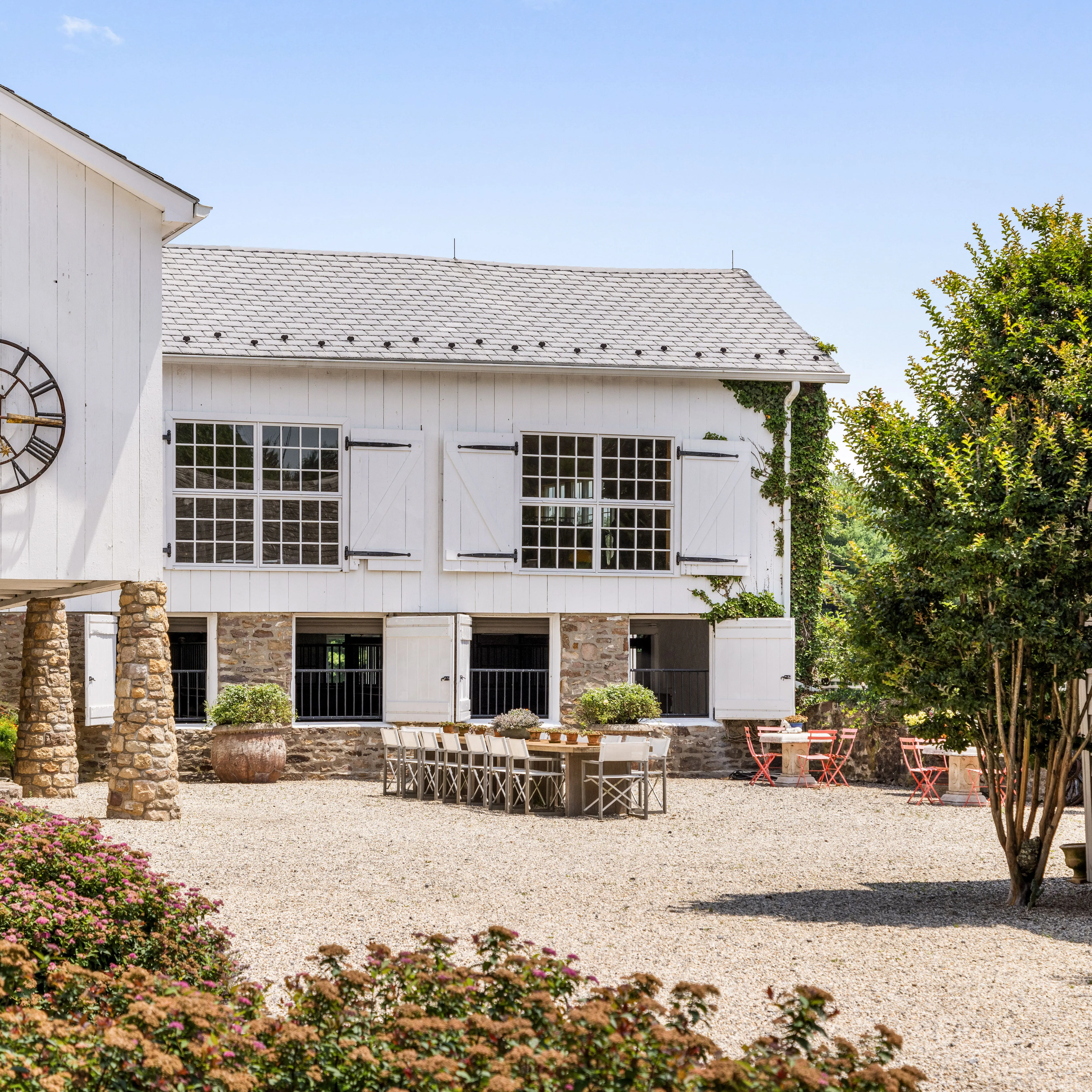 image_68d9fc205e55f 7 Years Later: Miley Cyrus Prepares to Welcome Back Her Rebuilt Malibu Home After Wildfire Tragedy