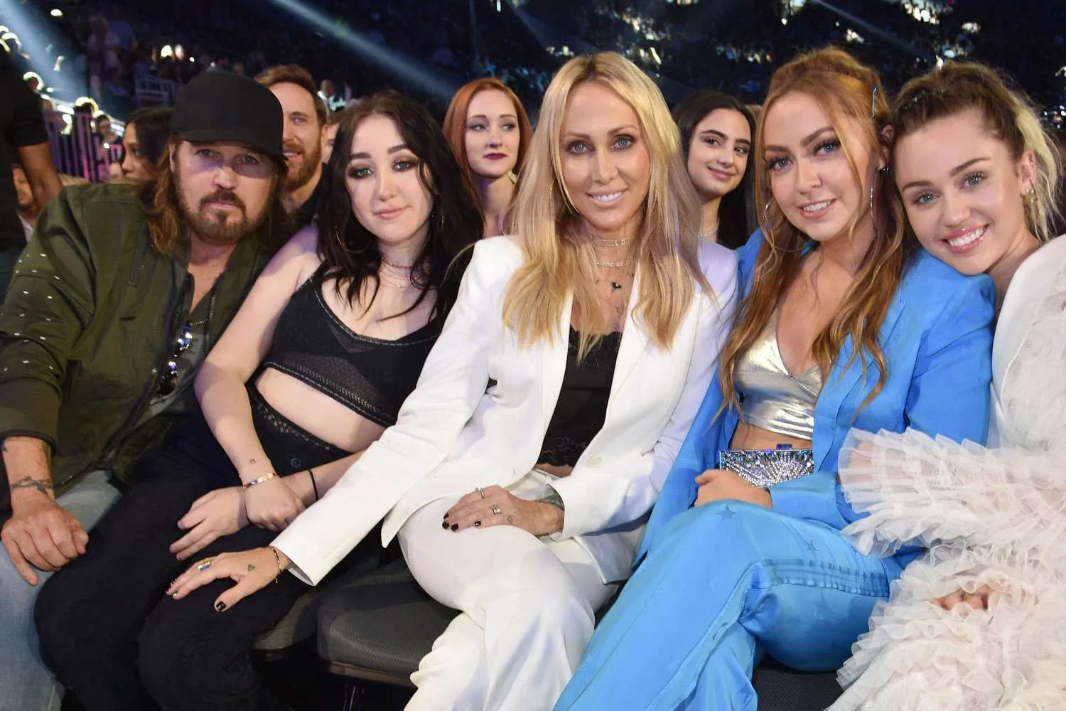 ‘Cleansing’ Her Personal Life, Miley Cyrus Shocks Fans with How She Handles Friends and Family 20 ‘Cleansing’ Her Personal Life, Miley Cyrus Shocks Fans with How She Handles Friends and Family